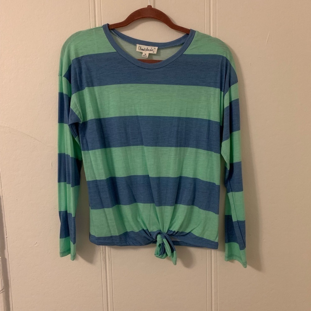 Cloud Chaser Front Tied Blouse Size Medium